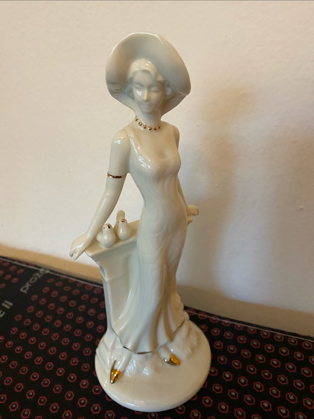 'Gatsby Collection' by George Good, Lady Figurine with Gold Accents - Picture 2 of 3